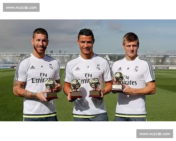 皇马老友重聚！拉莫斯与纳瓦斯共赴 F1 墨西哥盛宴